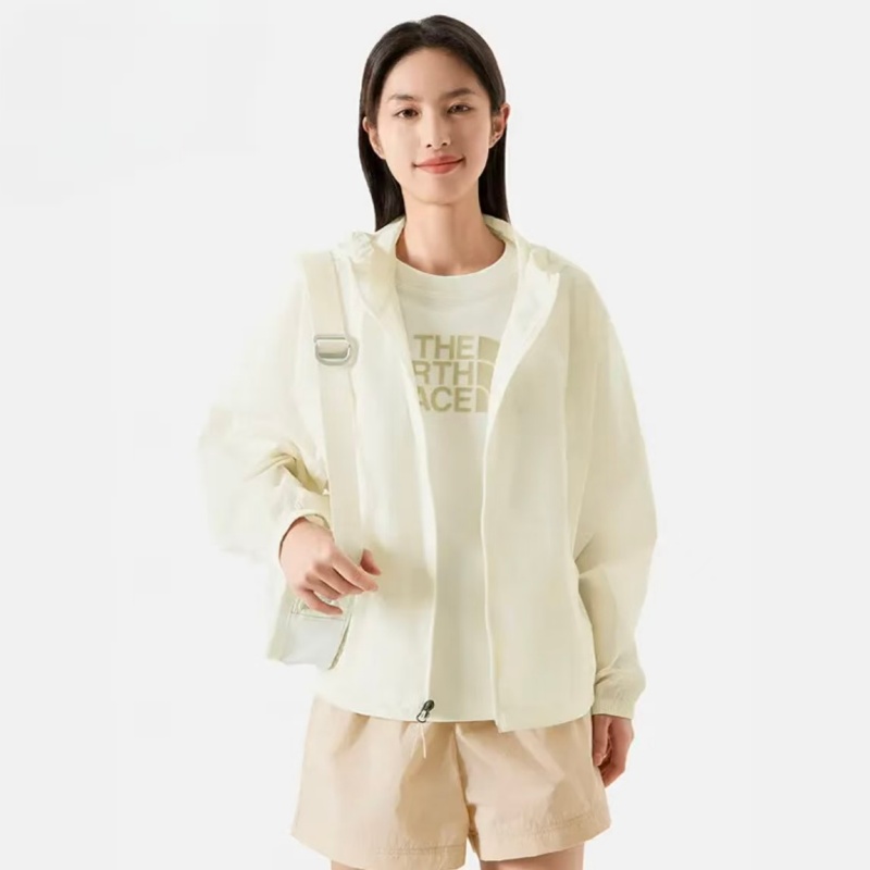 The North Face Loose Camping T - огляд і ціна Outdoor Camping Jacket