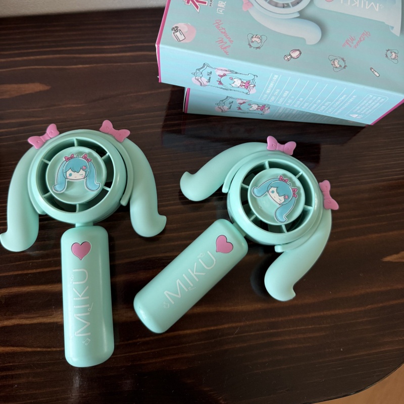 Hatsune Miku Mini Handheld Fan - огляд і ціна Outdoor Y Camping
