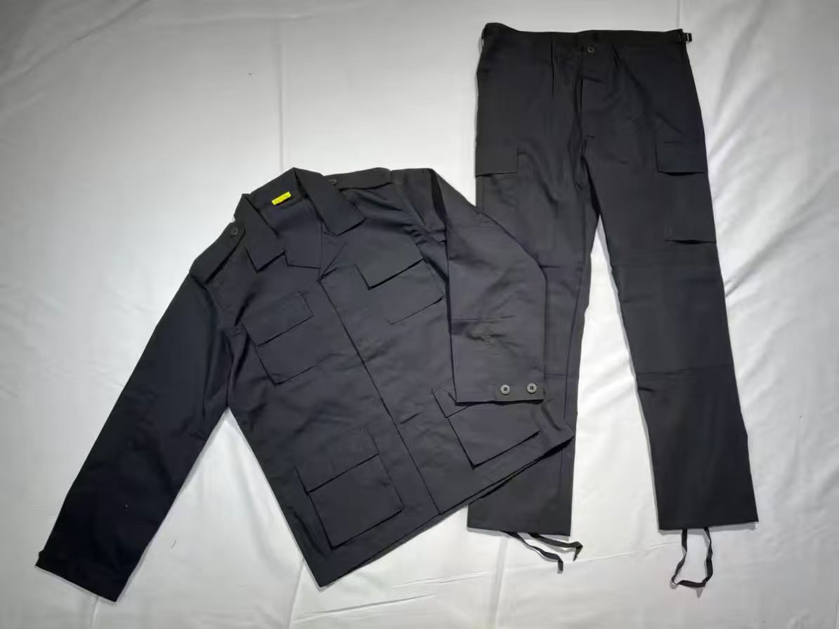 Mens BDU Camouflage 2 Piece Se - огляд і ціна Camping Outdoor Clothing